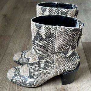 Dolce Vita booties